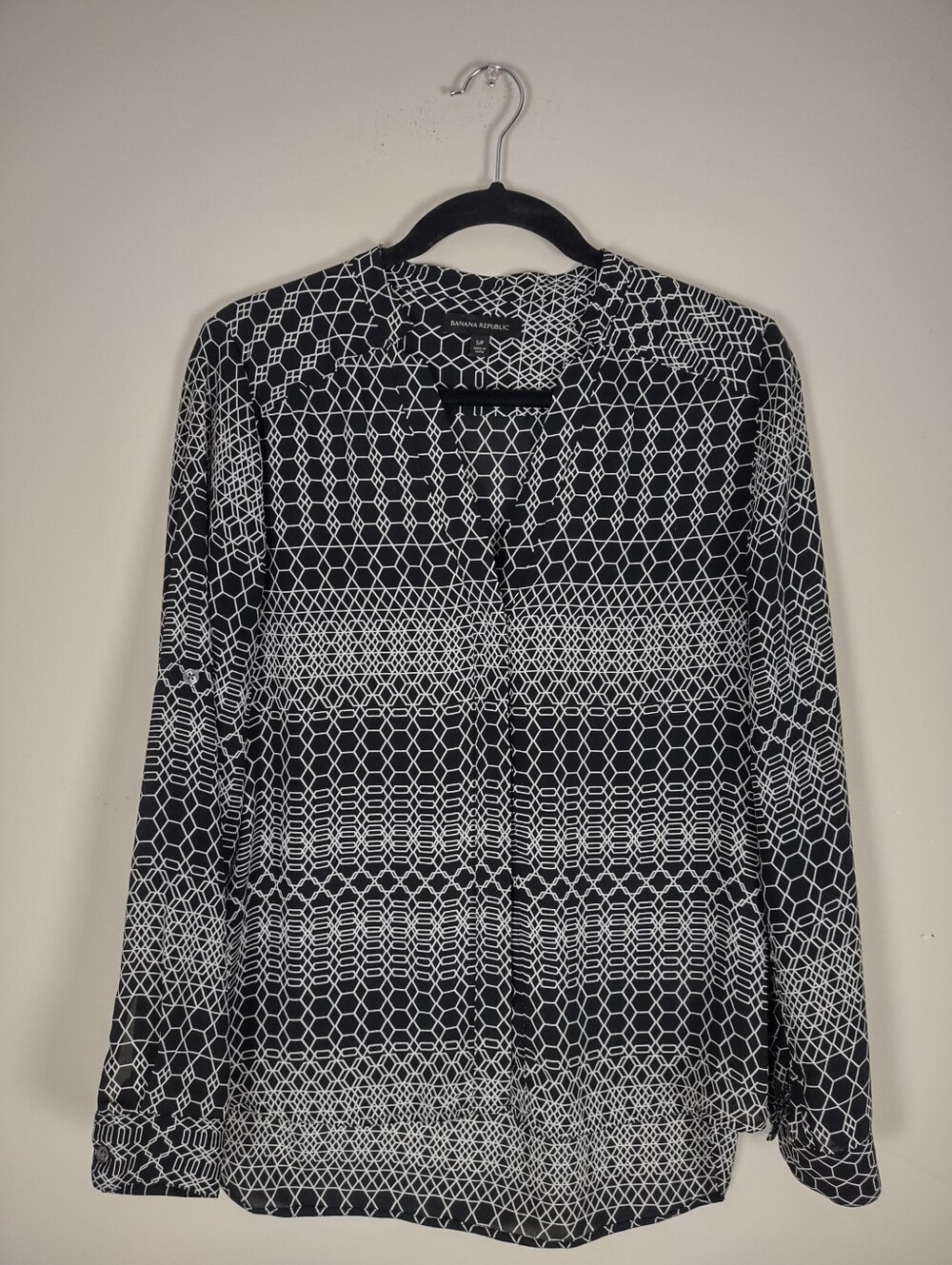 Banana Republic Black & White Geometric Print Blouse | Size Small